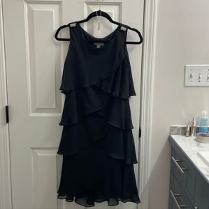 EUC Laura Petites Black Cocktail or Evening Dress 8P